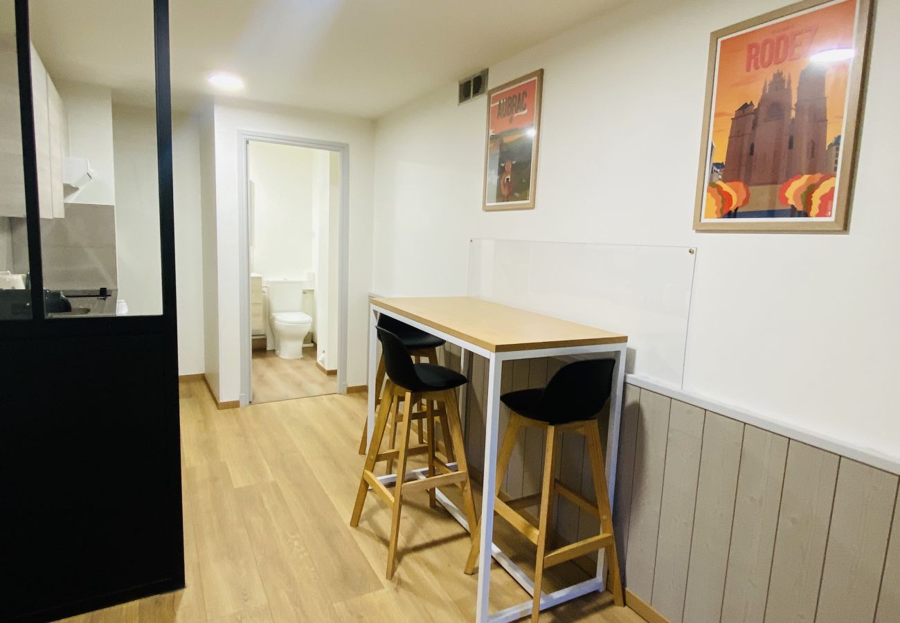 Apartment in Rodez - LE PLACE DU BOURG