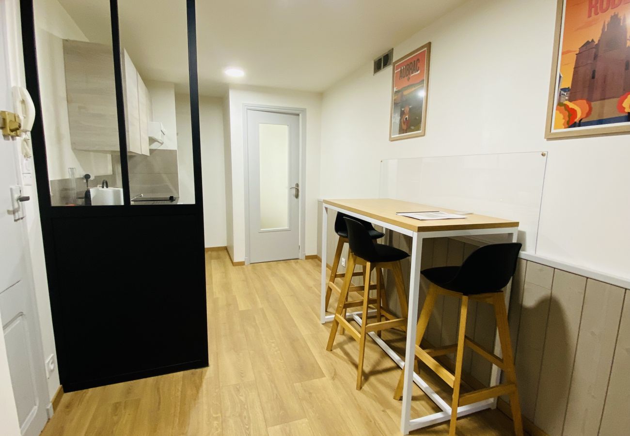 Apartment in Rodez - LE PLACE DU BOURG
