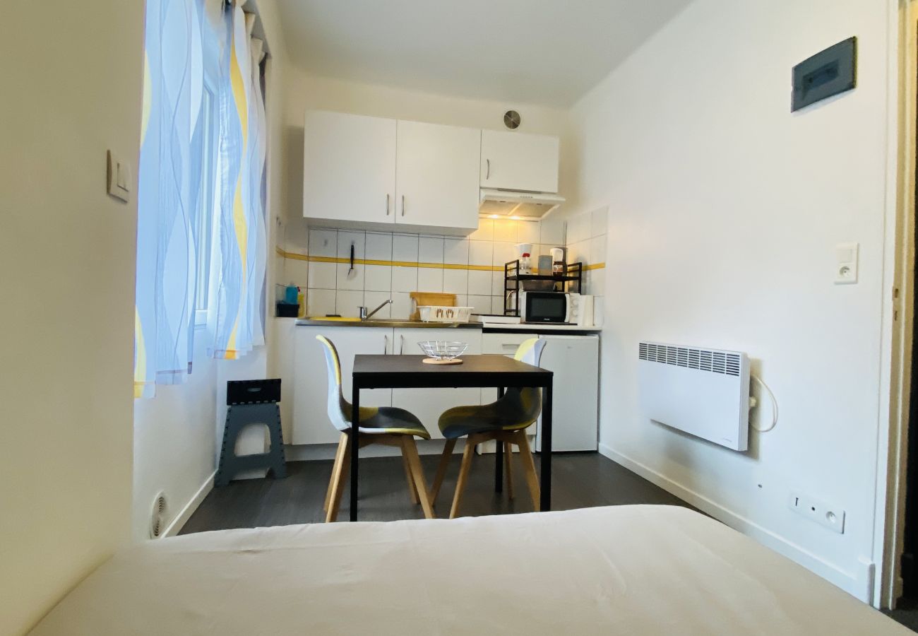 Studio in Rodez - LE PÉRIÉ