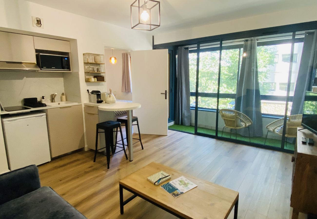Apartment in Rodez - ACROPOLIS - Parking
