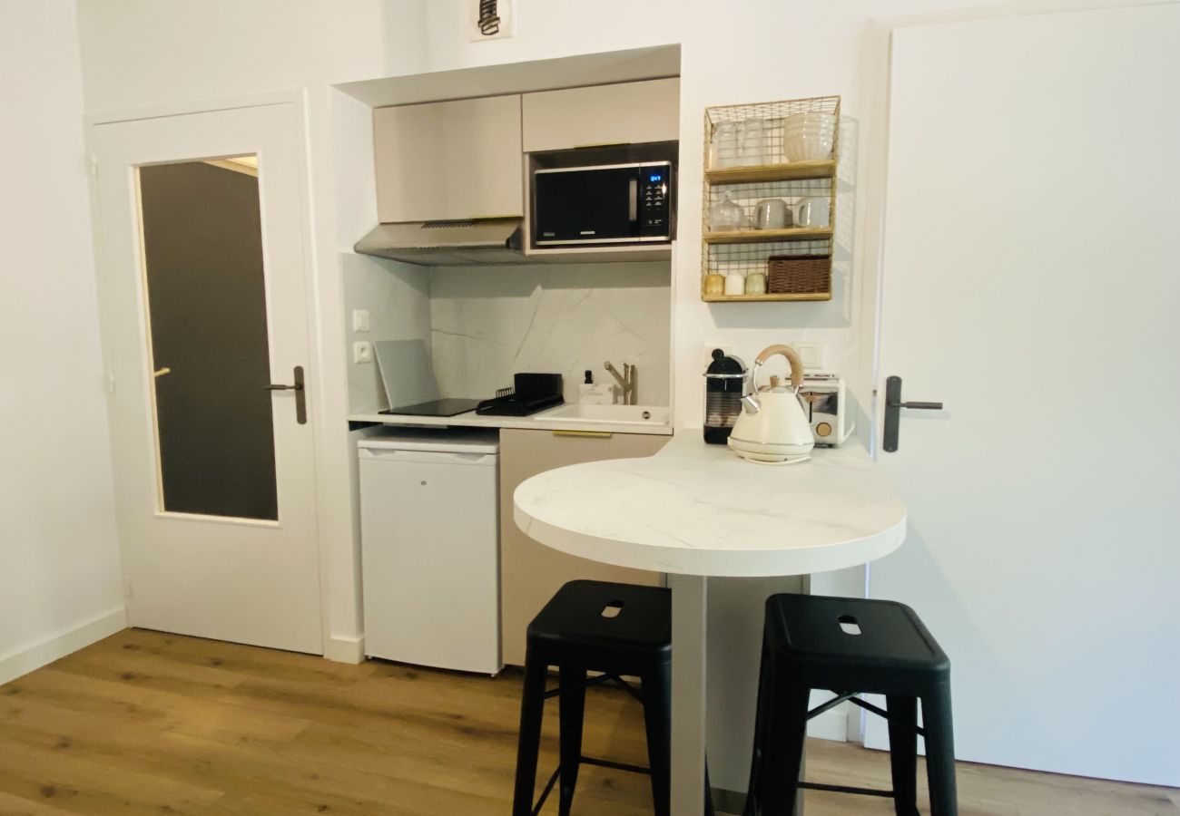 Apartment in Rodez - ACROPOLIS - Parking