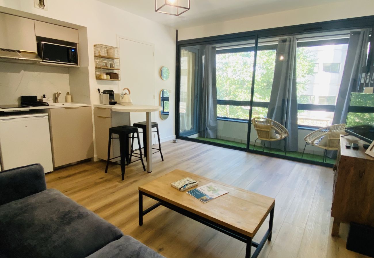 Apartment in Rodez - ACROPOLIS - Parking