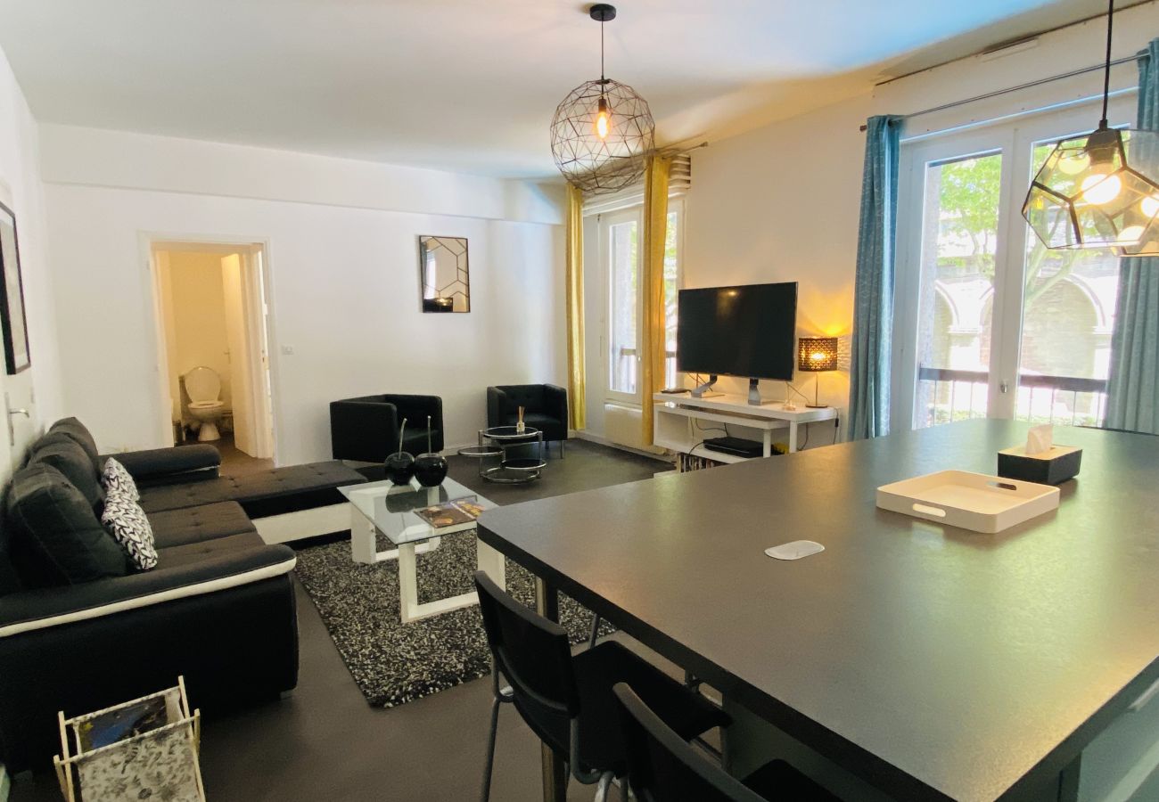 Apartment in Rodez - PETITE COMPANIE