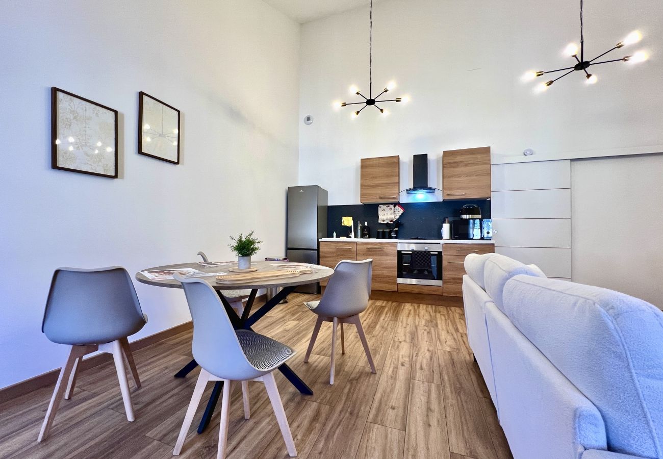 Apartment in Villefranche-de-Rouergue - ROUERGAT'S LITTLE GITE