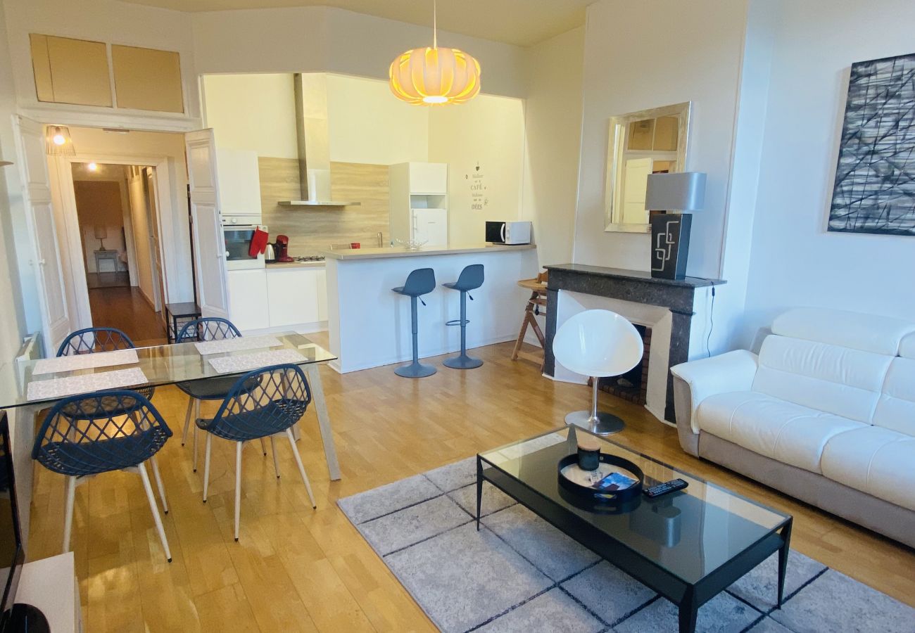 Appartement à Rodez - LE PLACE DE LA CITÉ