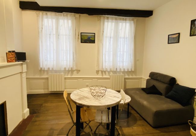 Appartement à Rodez - CHEZ ROSE Appartement à Rodez - CHEZ ROSE