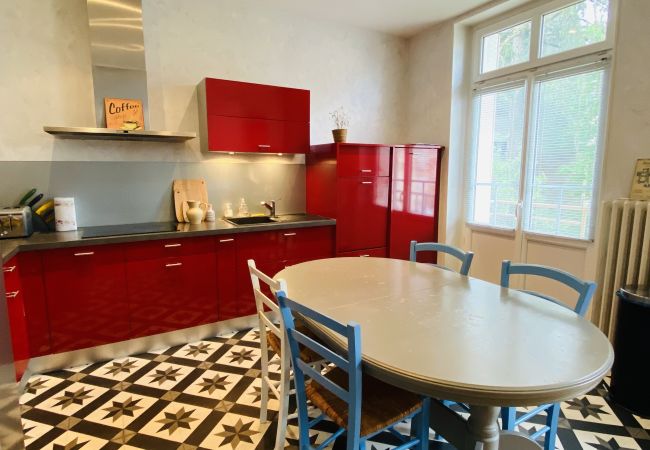 Appartement à Rodez - L'ART DÉCO Appartement à Rodez - L'ART DÉCO