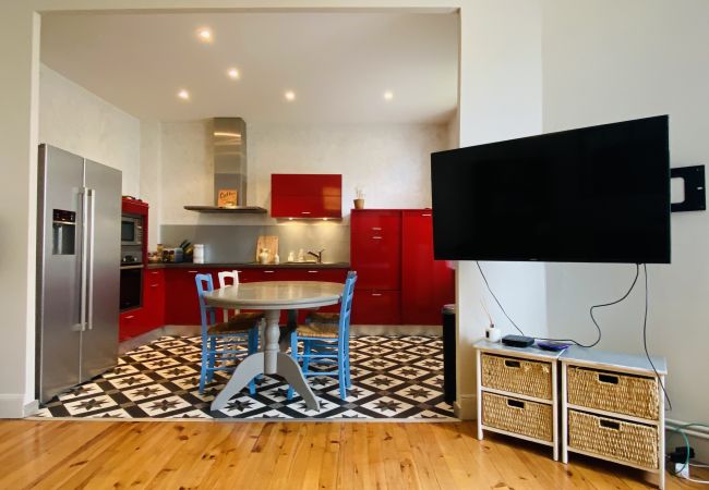 Appartement à Rodez - L'ART DÉCO Appartement à Rodez - L'ART DÉCO