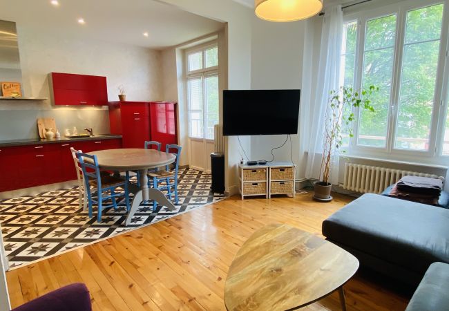 Appartement à Rodez - L'ART DÉCO Appartement à Rodez - L'ART DÉCO