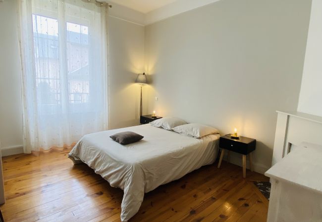 Appartement à Rodez - L'ART DÉCO Appartement à Rodez - L'ART DÉCO